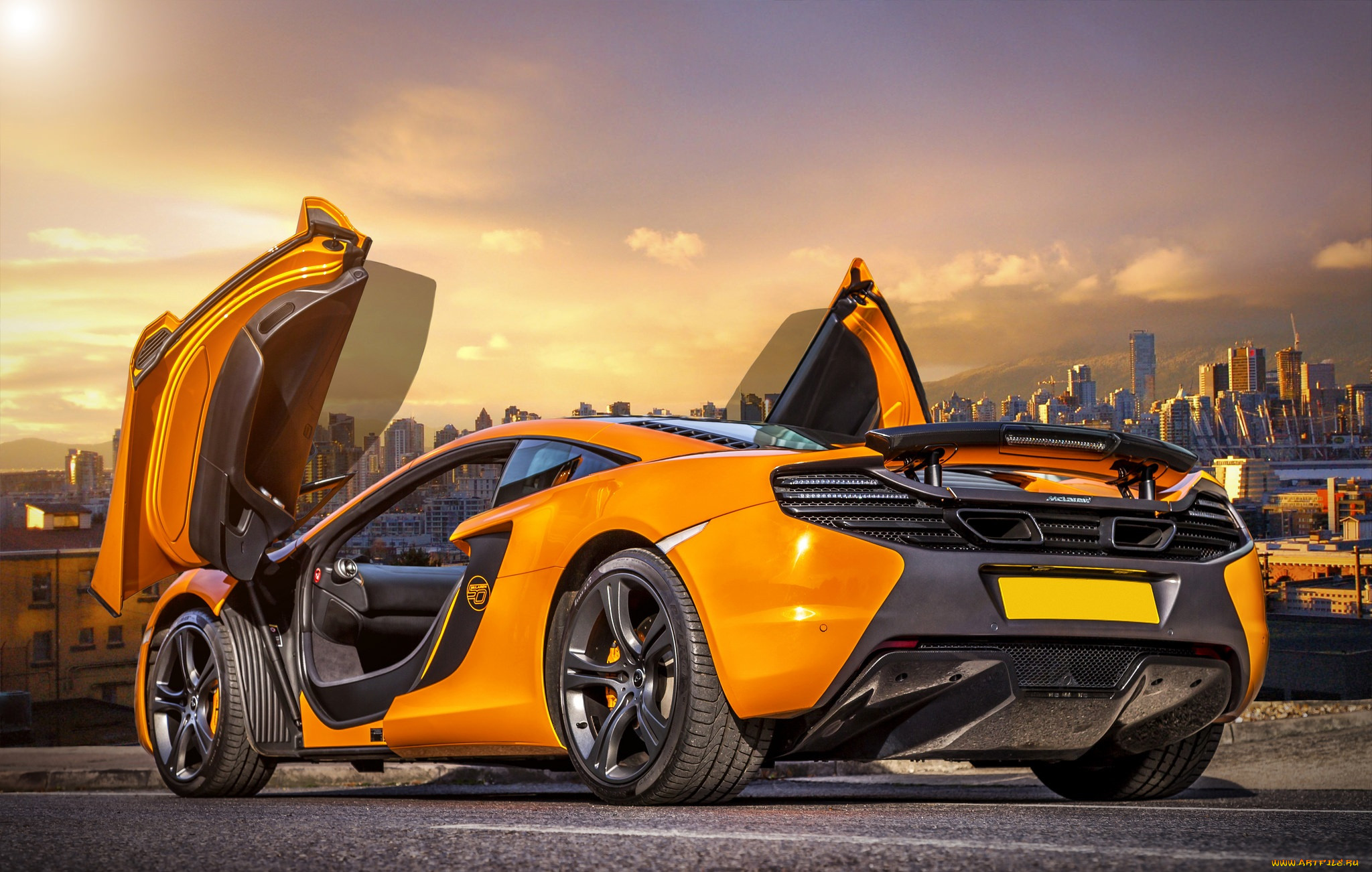 MCLAREN mp4 12c в России